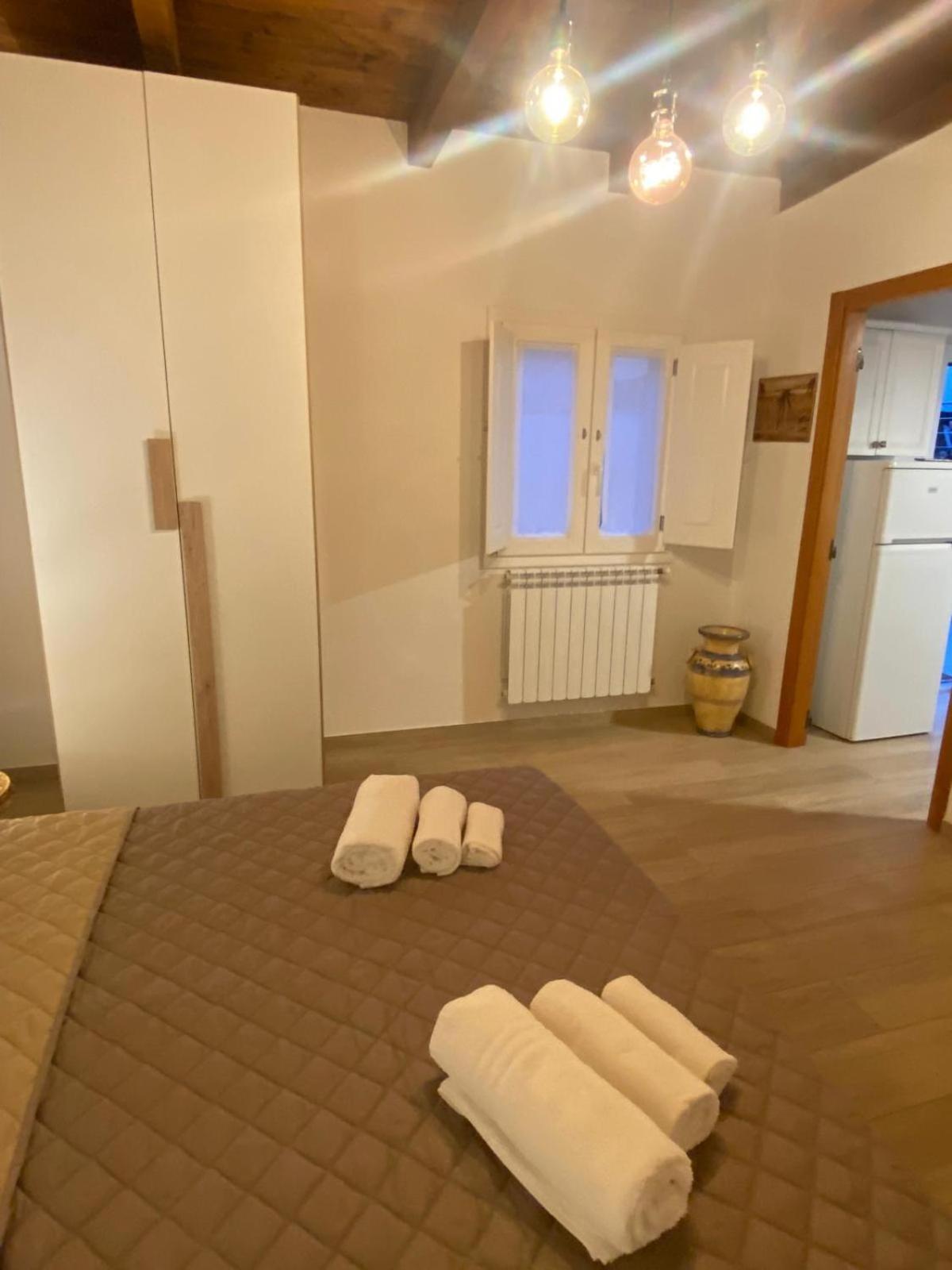 Brezza Marina Apartment Taranto Luaran gambar