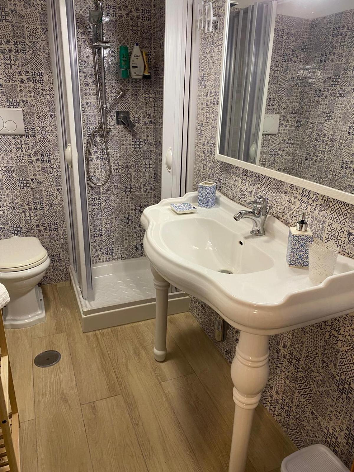 Brezza Marina Apartment Taranto Luaran gambar